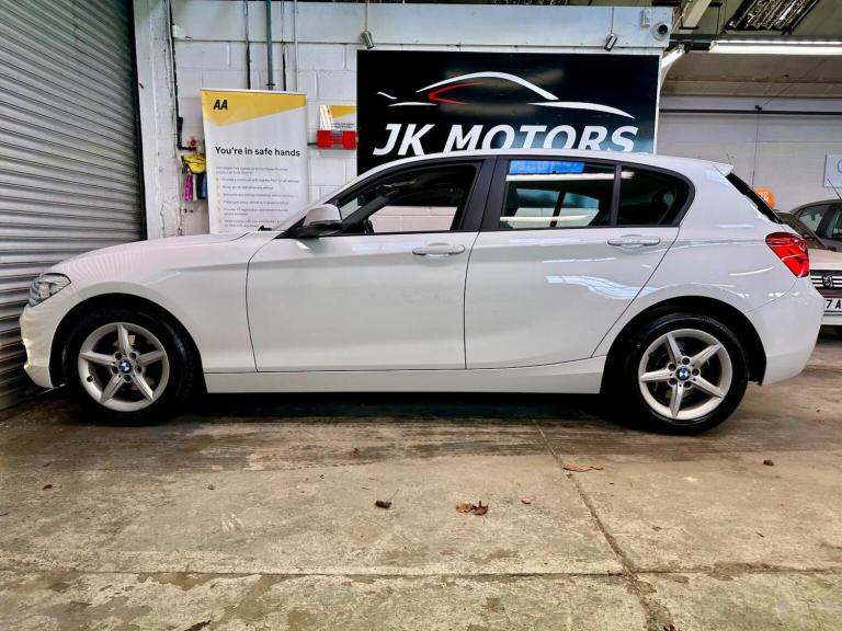 BMW 1 SERIES 1.5 118i SE Euro 6 (s/s) 5dr 2018