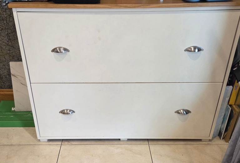 Kitchen storage drawers 