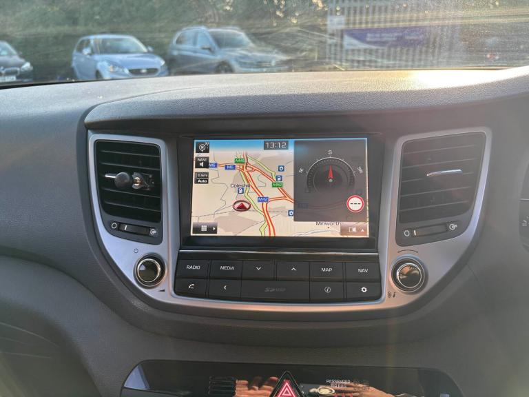 2015 Hyundai TUCSON 1.7 CRDi Blue Drive Premium 5dr 2WD ESTATE Diesel Manual