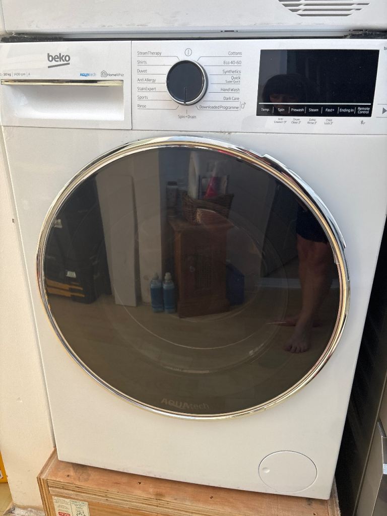 In need of small repair - Beko 10kg 1400 rpm Washing Machine 