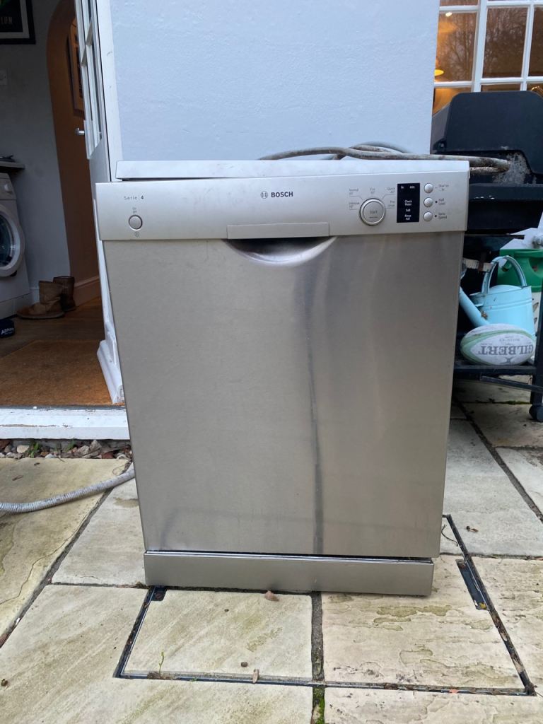 Bosch series 4 dishwasher FREE for parts collection