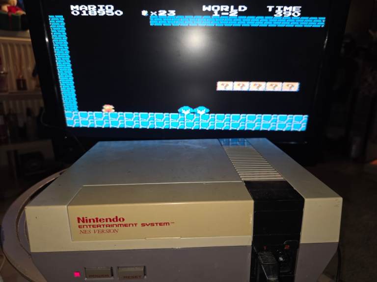 2 nintendo nes and games