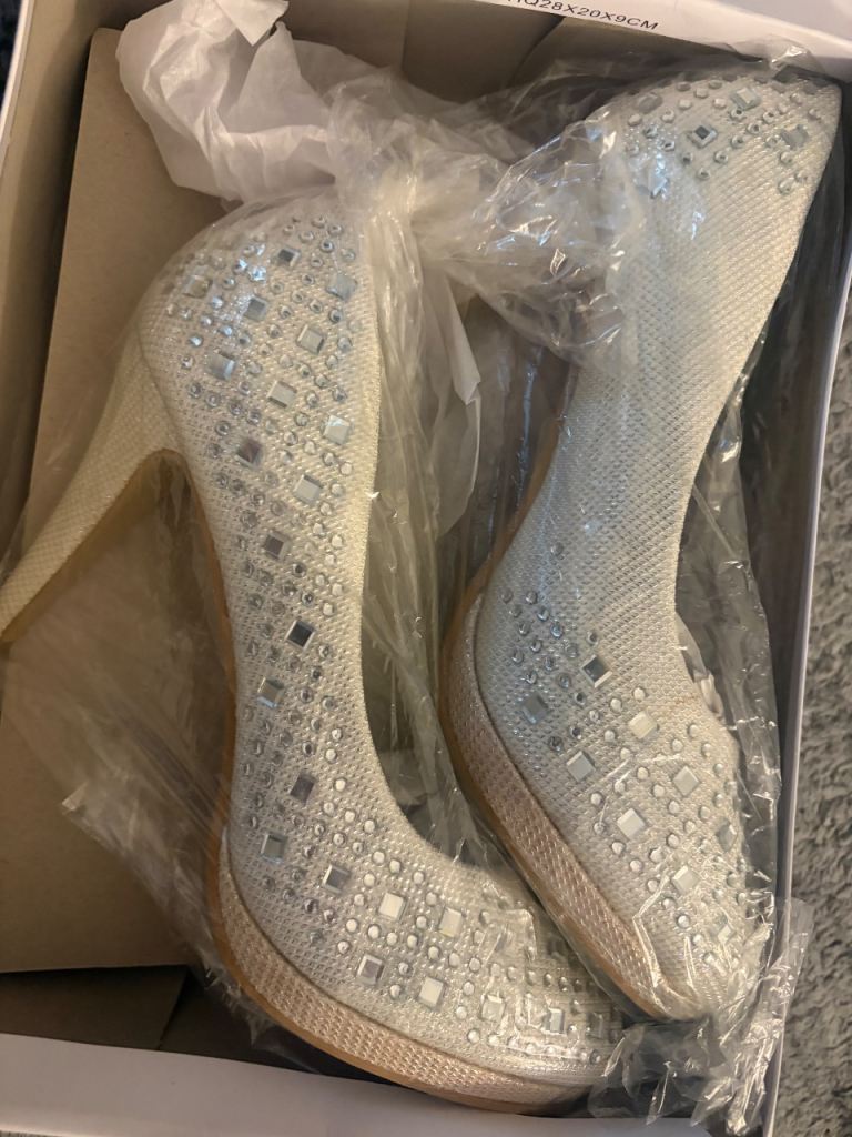 Wedding shoes - size 7
