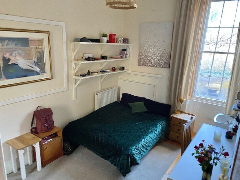 Spacious Double room in Haymarket Edinburgh 