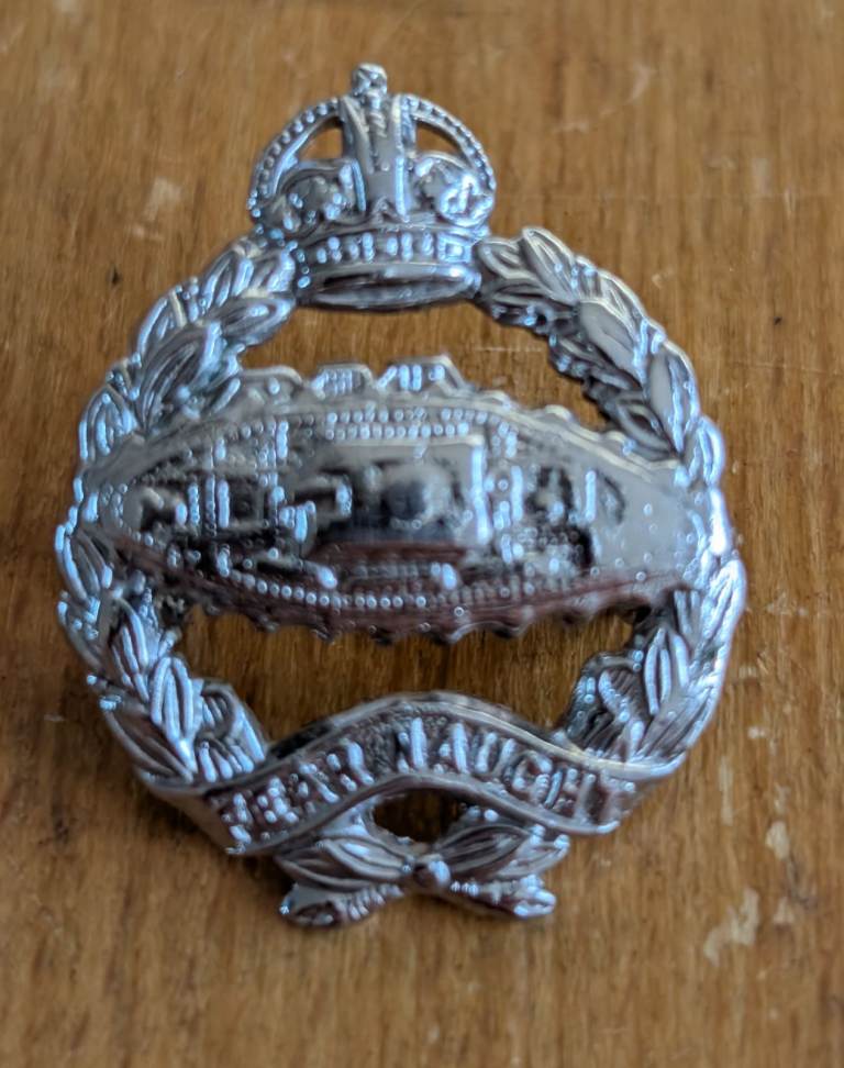 British Army Chromed Royal Tank Regiment RTR Cap Badge | in Kings ...