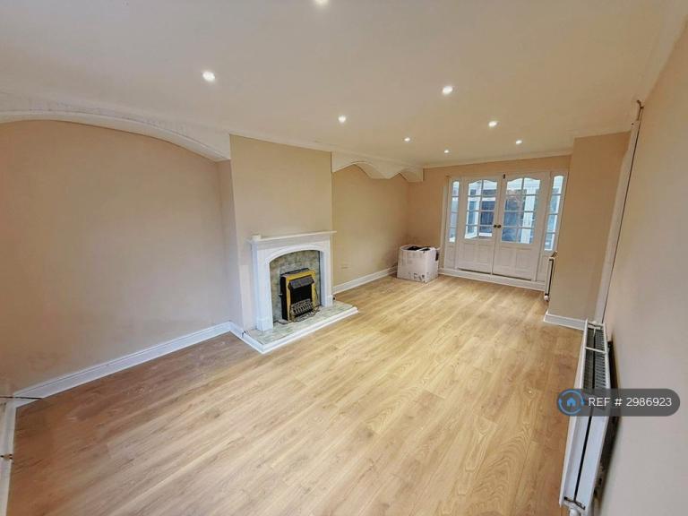 3 bedroom house in Hurst Park Drive, Liverpool, L36 (3 bed) (#2986923)