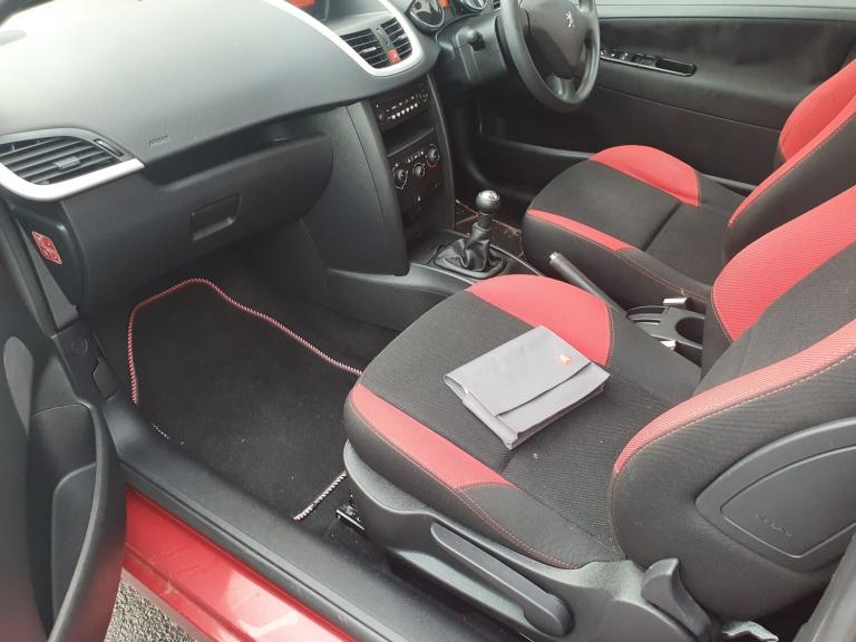 2010 Peugeot 207 1.4 Verve Hatchback 3dr Petrol Manual Euro 5 (75 ps) Petrol