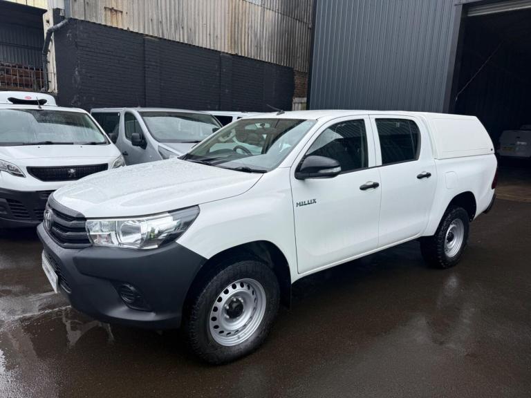 2019 Toyota Hilux Active D/Cab Pick Up 2.4 D-4D PICK UP DIESEL Manual