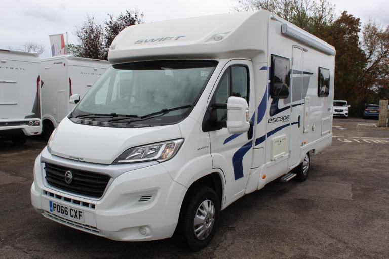 Swift Escape 664 DIESEL MANUAL 2016/66
