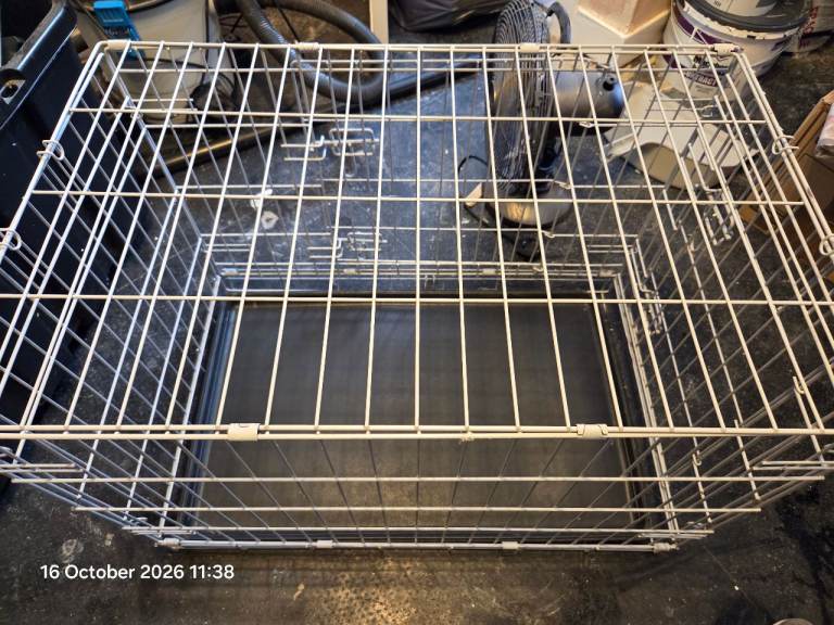 Dog cage crate