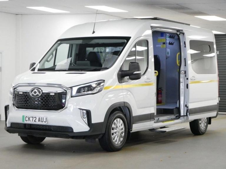 72 MAXUS EDELIVER 9 150 KW 88.5 KWH L3 LONG LUX WELFARE UNIT ( DELIVERY MILES )