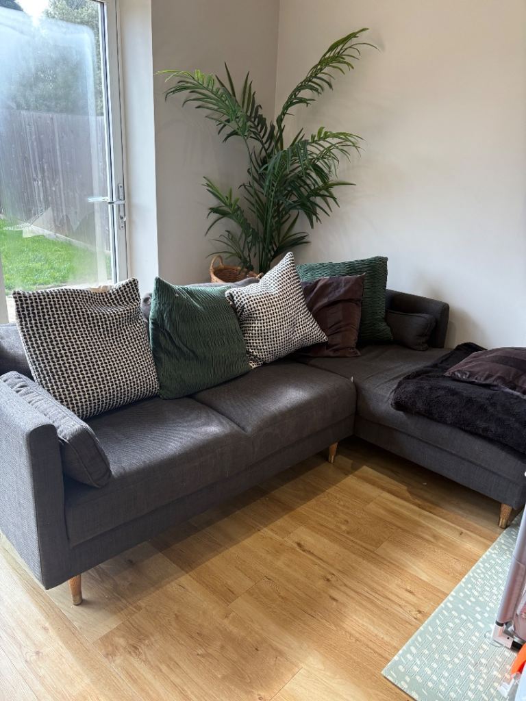 Black Dwell 3 seater corner sofa