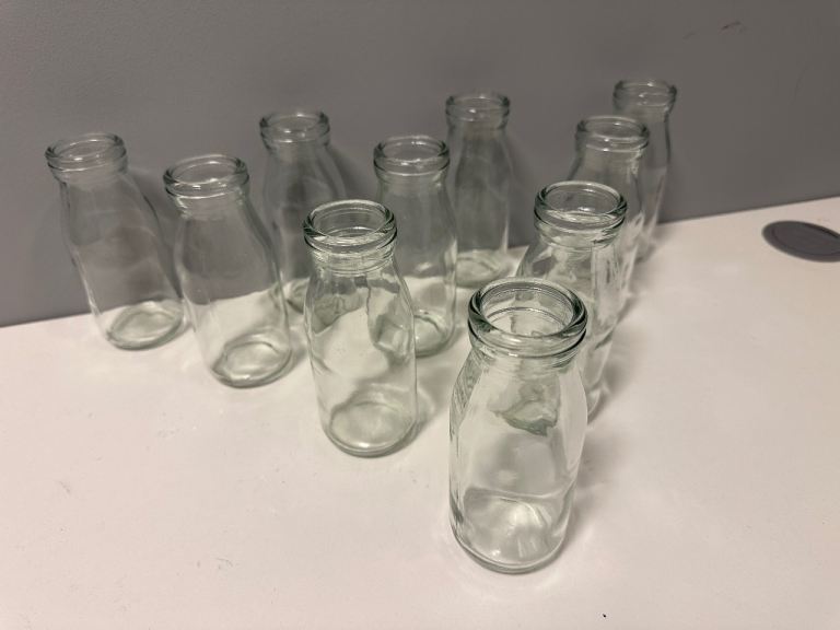 Set of 10 Glass Milk Bottles Rustic Farmhouse Kitchen Storage Decor Vase Weddings