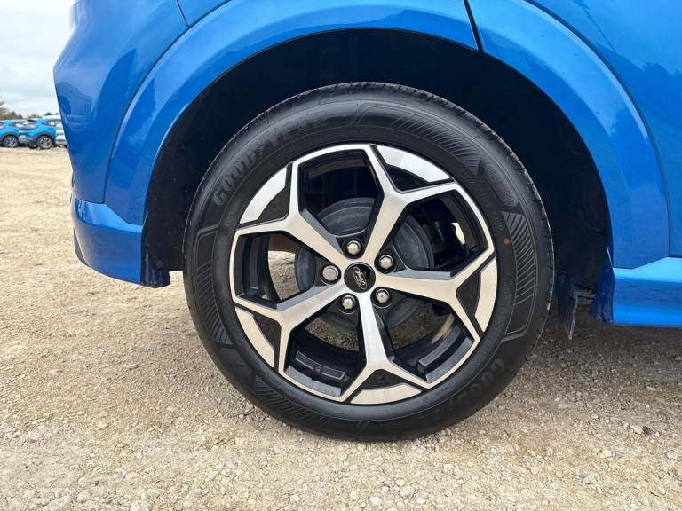 2025 Ford Puma 1.0 EcoBoost Hybrid mHEV ST-Line 5dr 5 Door PETROL Manual