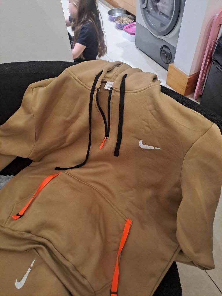 image for Mens Nike tracksuit 