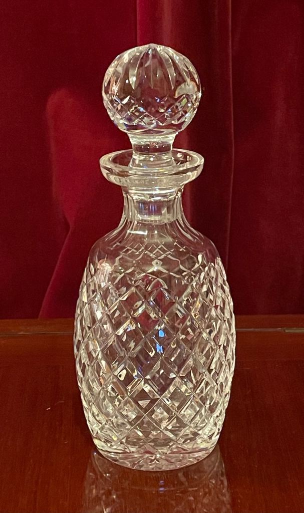 Waterford crystal decanter ( signed )