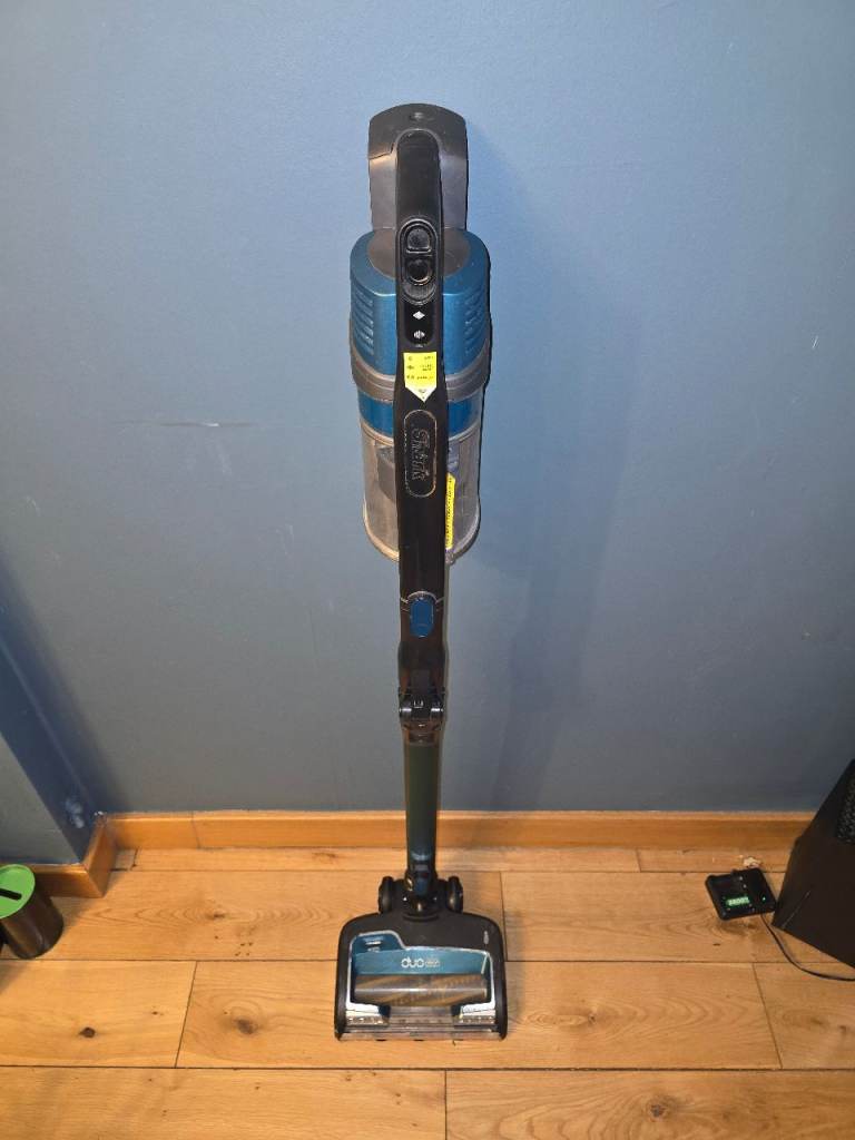 Shark IZ201 Anti Hair Wrap Duo Clean Cordless Stick Vacuum Cleaner