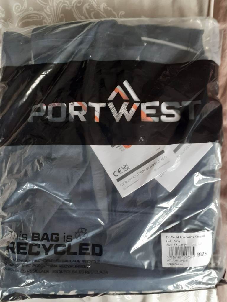 Portwest Bizweld executive overalls new in packet 4XL