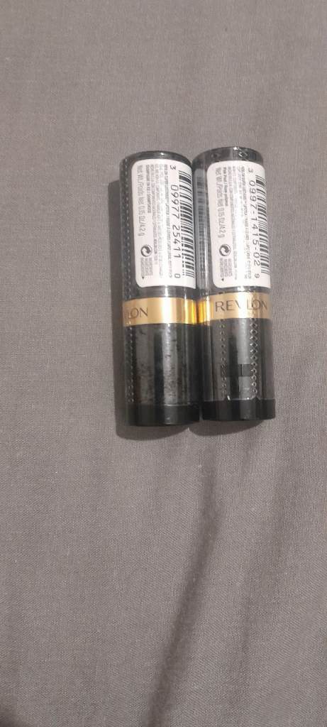 Free Revlon lipsticks 