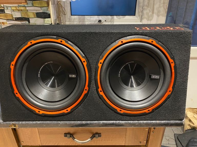 EDGE DOUBLE SUBWOOFER 1800WATTS WITH BUILD IN AMP NEW 