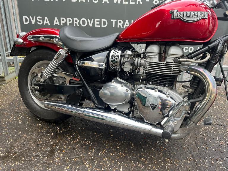 2004 Triumph Bonneville America 790cc British Twin Classic Cruiser Motorcycle