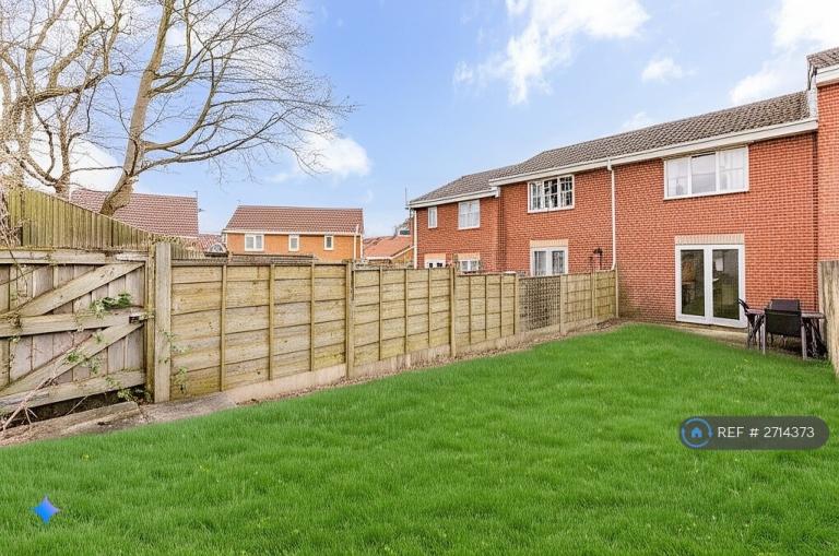 2 bedroom house in Greendale Drive, Radcliffe, M26 (2 bed) (#2714373)