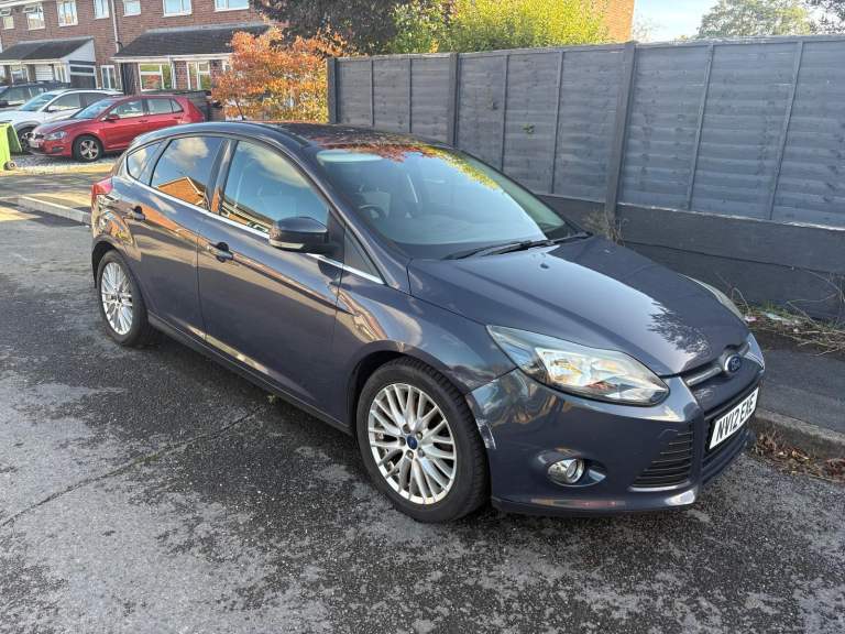 Ford, FOCUS, Hatchback, 2012, Manual, 998 (cc), 5 doors