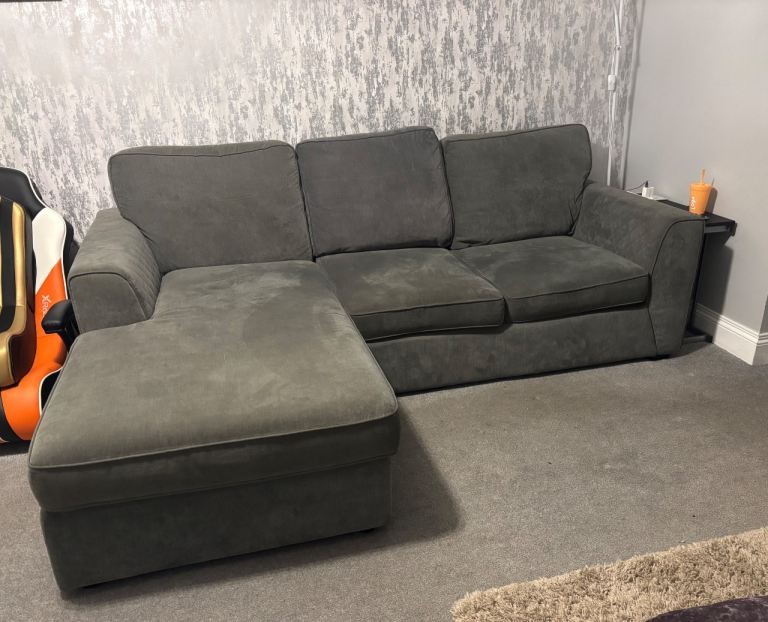 DFS Orka 4 Seater lounger sofa. Right or left hand corner. 