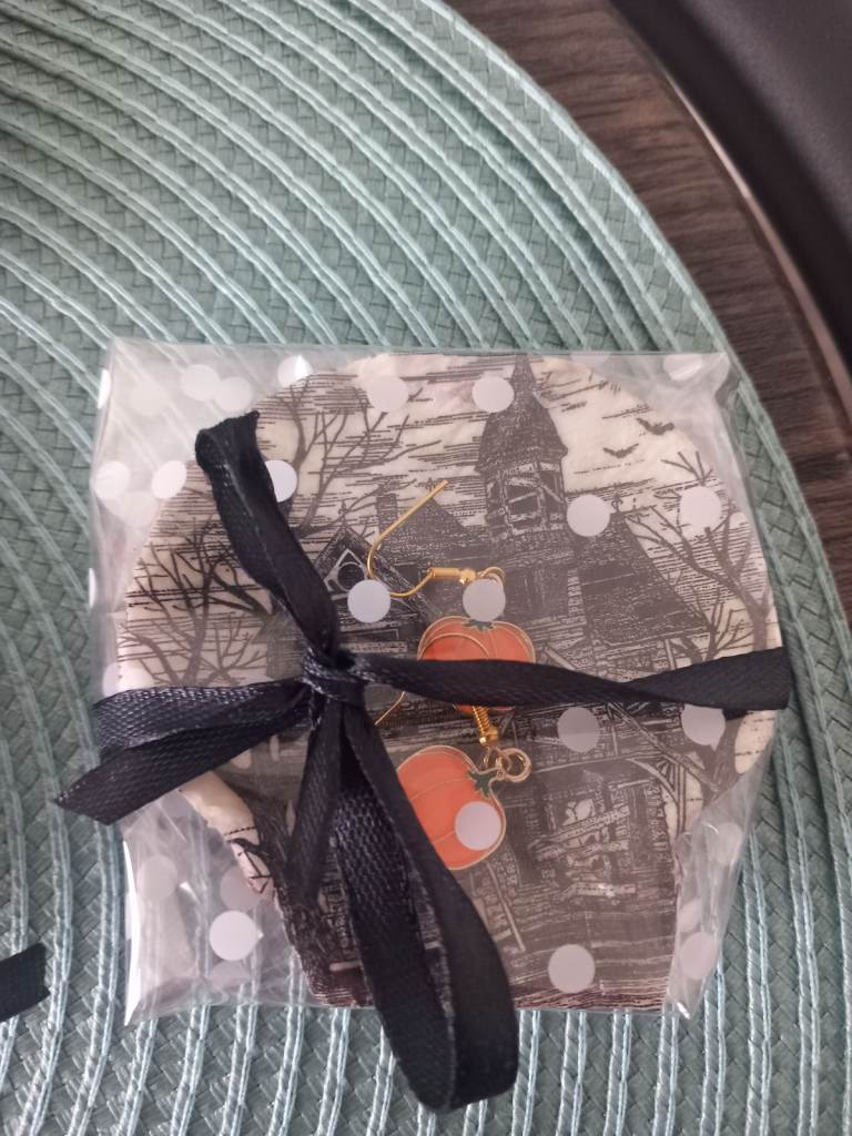 Halloween haunted house pumpkin earrings gift set