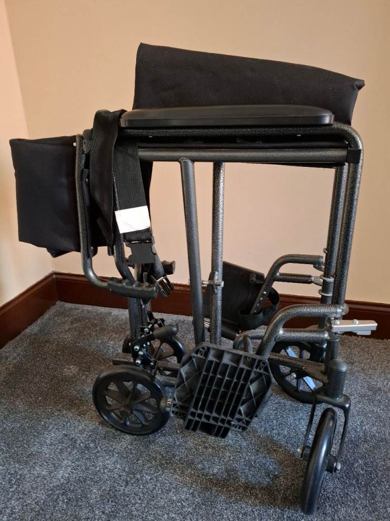 Lifhtweight wheelchair