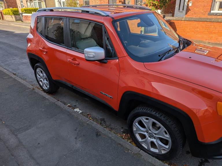 Jeep Renegade Limited FULL MOT 2 keys low mileage diesel 5 doors