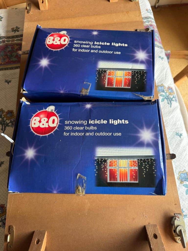 3 items of B&Q Snowing Icicles Lights 360 Clear LED Bulbs two box’s and one other no box