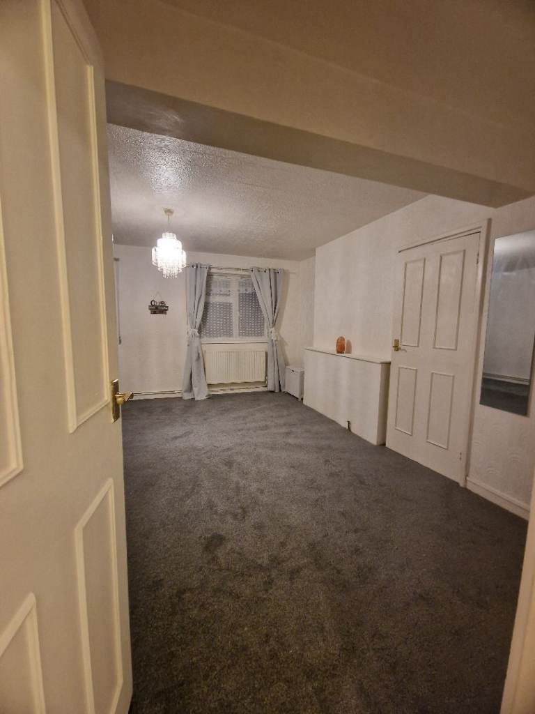 Large studio flat @ Crystal Palace 