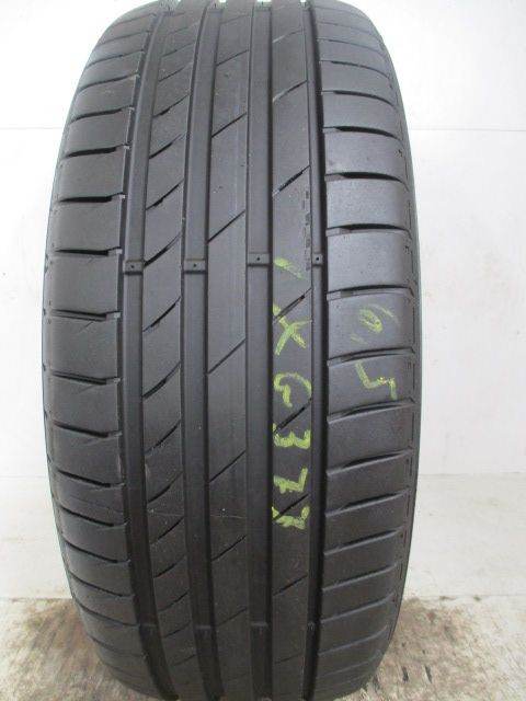 G377 1X 215/55/17 94W ZR KUMHO ECSTA P71 1X6.5MM TREAD DOT 2825