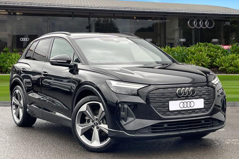 2025 Audi Q4 e-tron Q4  Black Edition 35 e-tron  125,00 kW SUV Automatic
