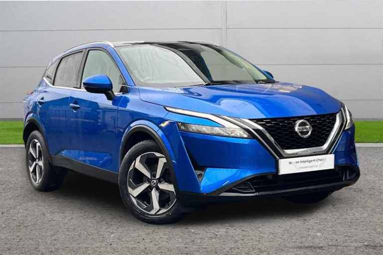 2022 Nissan Qashqai 1.3 DIG-T N-CONNECTA 5DR [GLASS ROOF PACK] Hatchback Petrol Manual