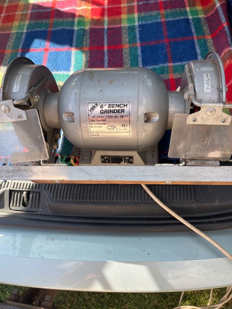 Bench grinder 