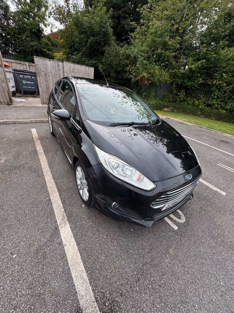 Ford, FIESTA, Hatchback, 2013, Manual, 1241 (cc), 3 doors