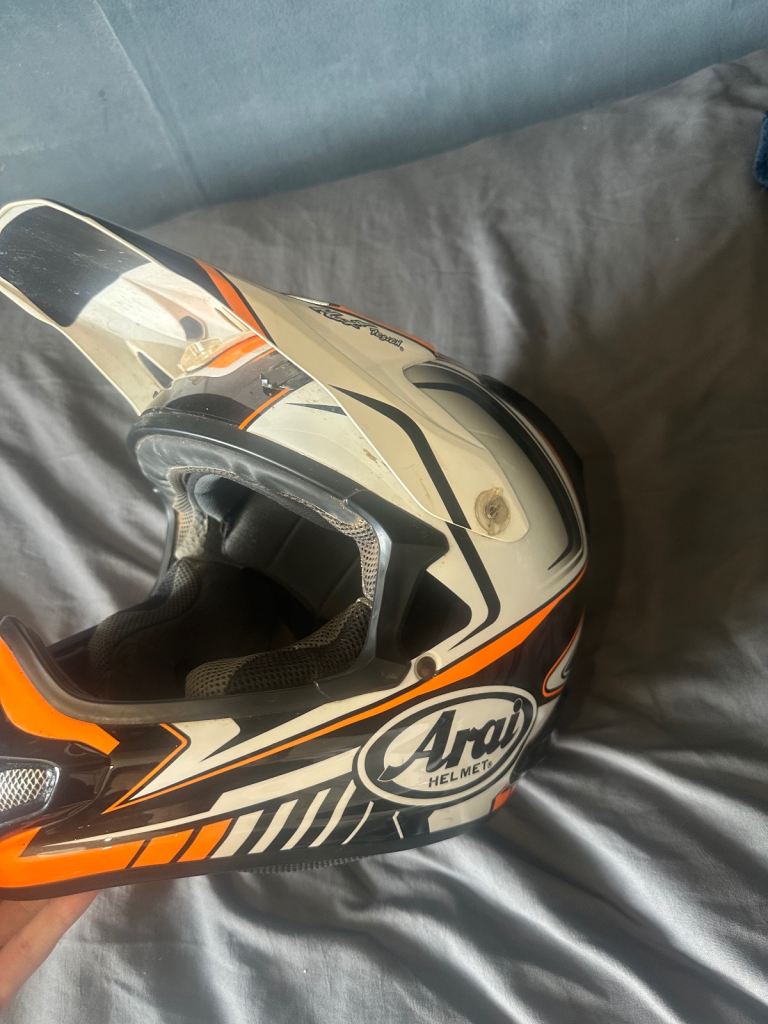 Arai helmet (medium)