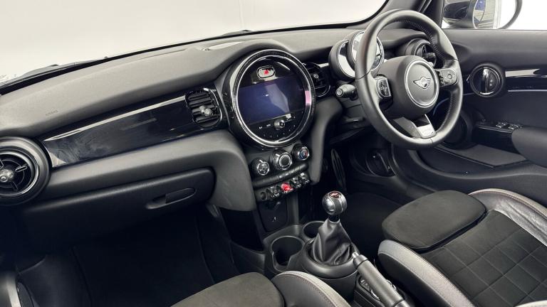 2022 MINI Hatch 1.5 Cooper Sport 5dr Petrol Hatchback Hatchback Petrol Manual