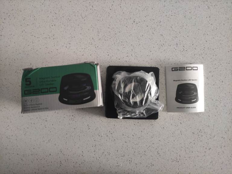 NEW Portable Wireless Speaker, VIKEFON G200, BLACK, Magnetic + phone stand function. RGB Light