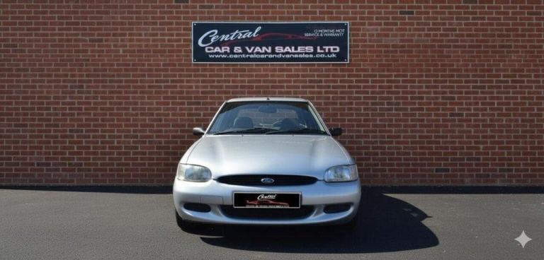 1996 Ford escort cabaret 1.6L PETROL