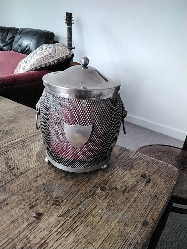 Vintage biscuit / sweet barrel