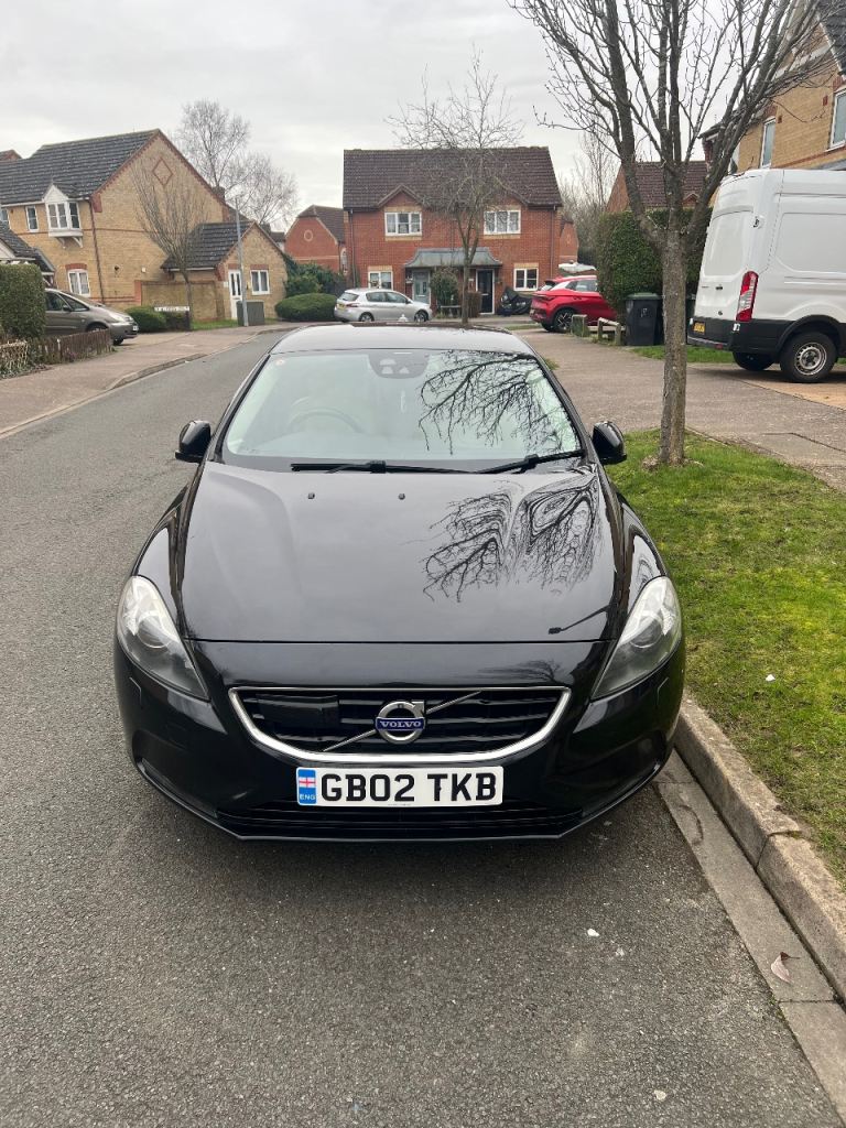 VOLVO V40 SE LUX NAV D3 2013 