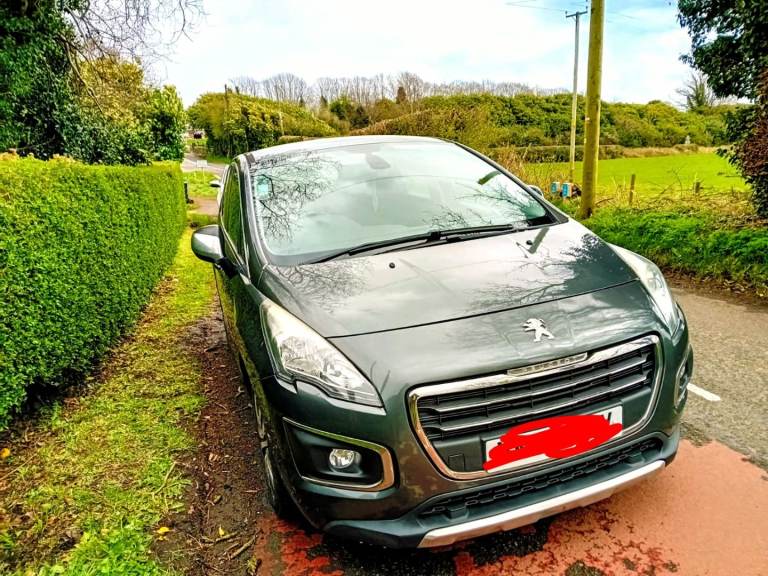 Great value, reliable Peugeot 3008 ready to drive away today. Perfect cheap family car 