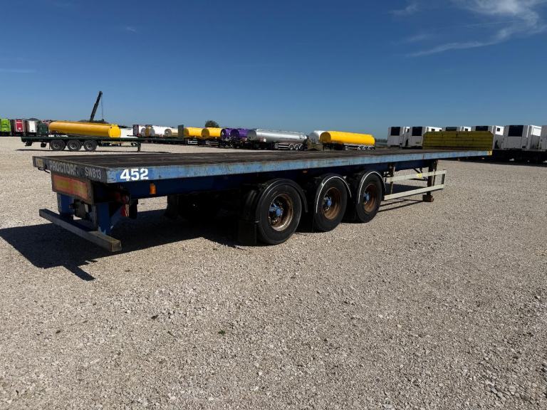 1995 WEIGHTLIFTER TRI AXLE FLAT BED