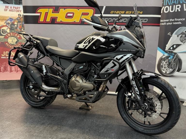 QJ MOTOR SRT 600S 2026 ADVENTURE INC COMP PANNIER KIT TOP SPEC AND ONLY £4699 