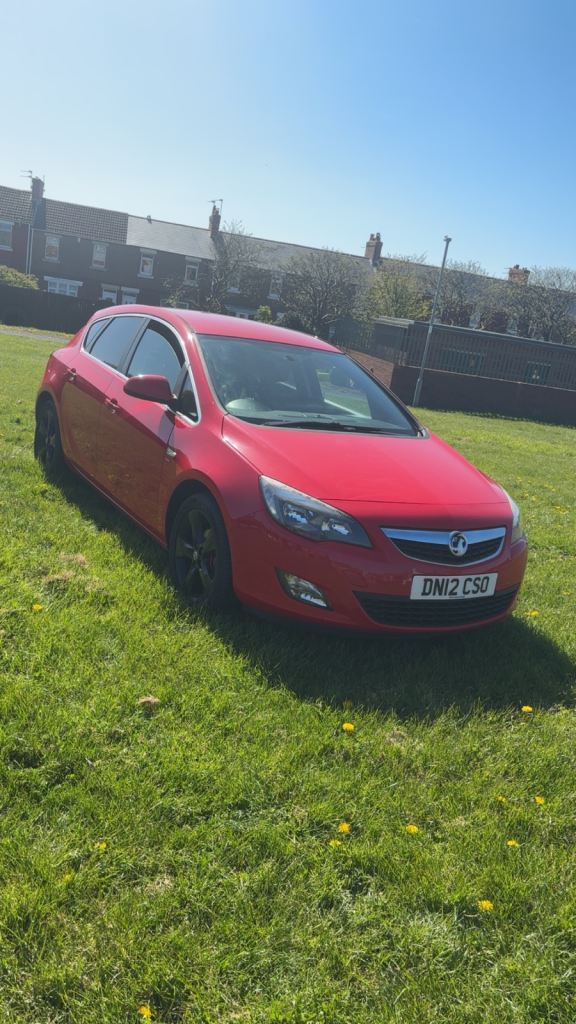 Vauxhall, ASTRA, Hatchback, 2012, Manual, 1598 (cc), 5 doors