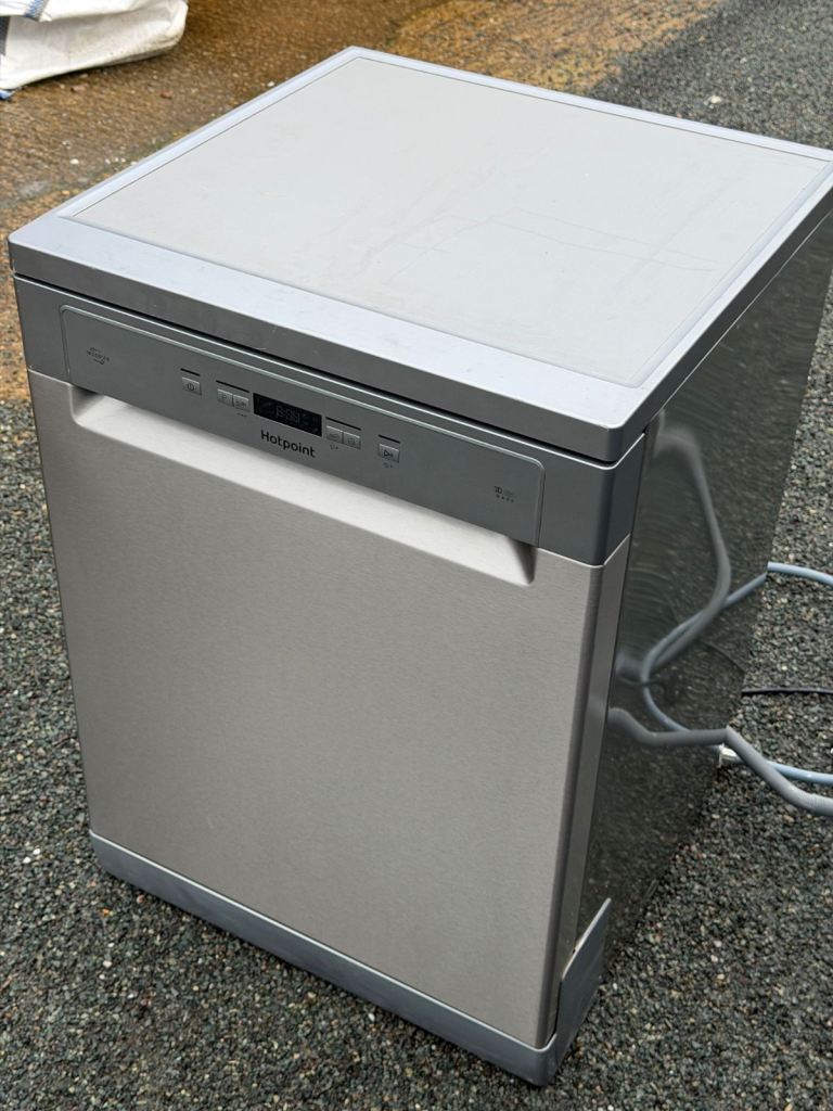 Slimline and standard size dishwasher 