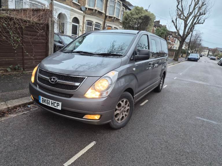 Hyundai i800 spaires or repaires